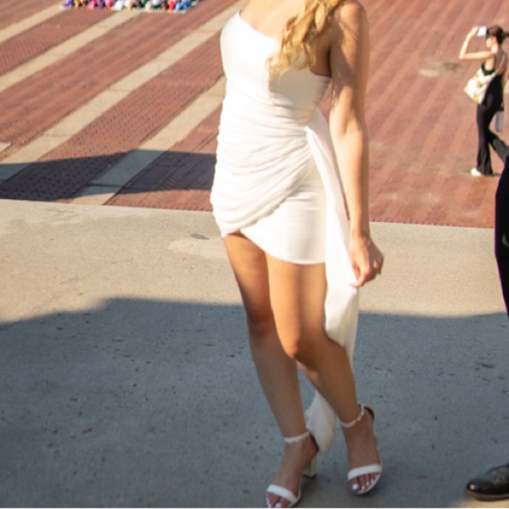 Elegant White Cocktail Dress